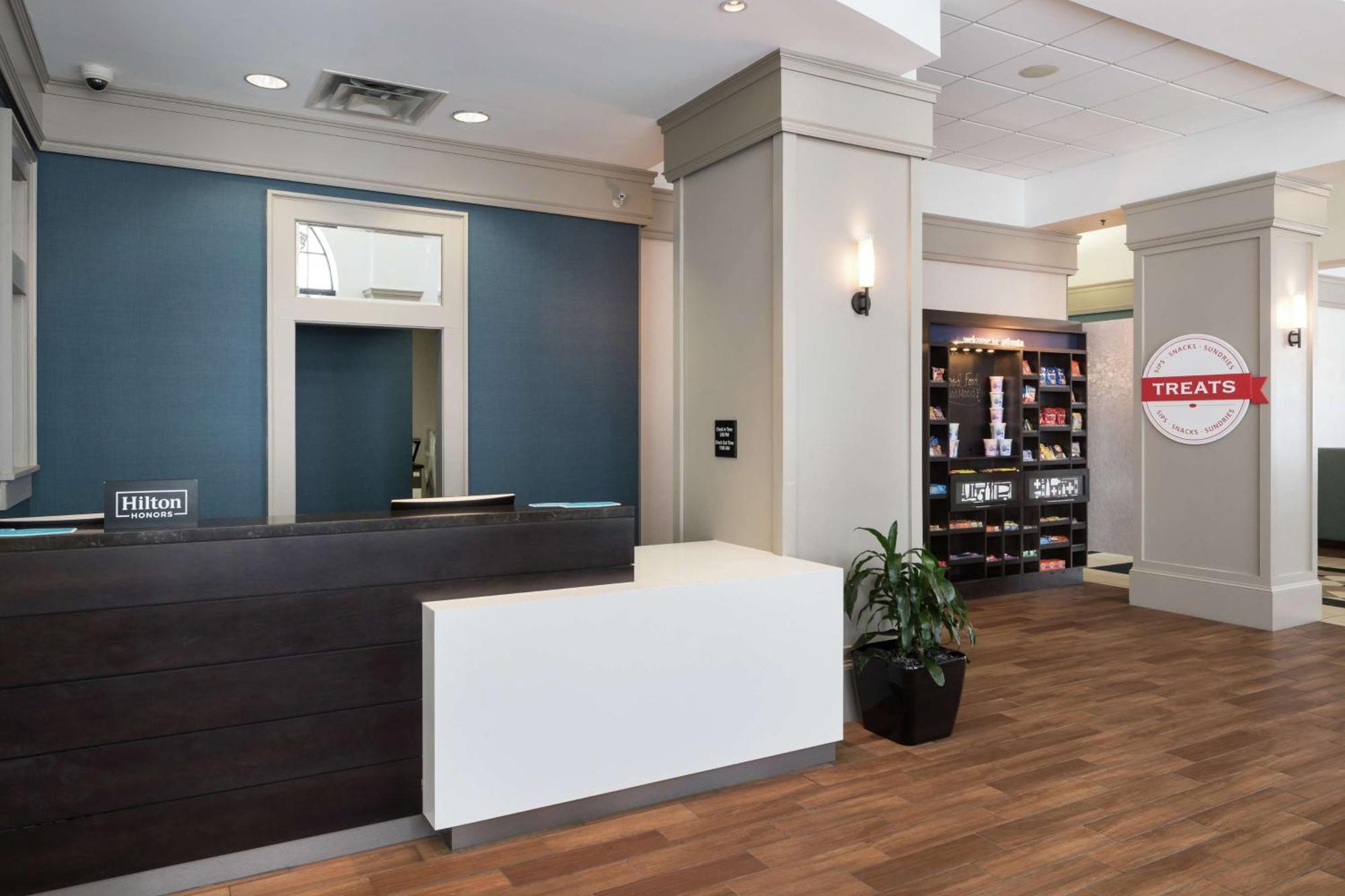 Hampton Inn & Suites Atlanta-Downtown Esterno foto